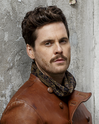 Tom Riley